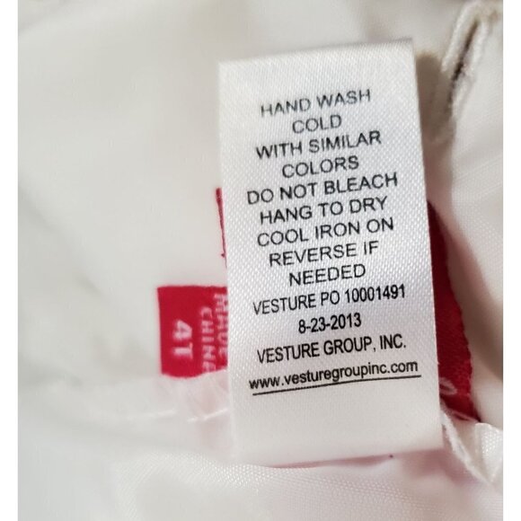 Cute Toddler Girl Dress  White/Cream Size 4T - Picture 9 of 10